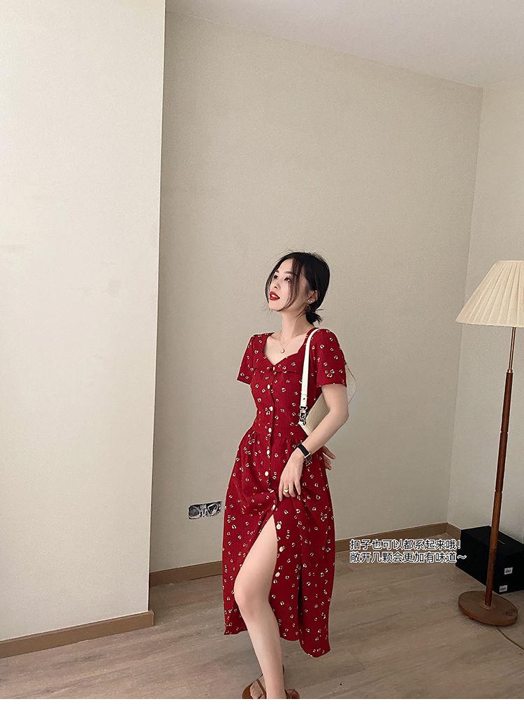 TOBE1SHOP 2023 mùa hè retro màu đỏ đầm nữ tính trà nghỉ váy cao cấp thắt lưng che thịt hiển thị gầy trung bình dài