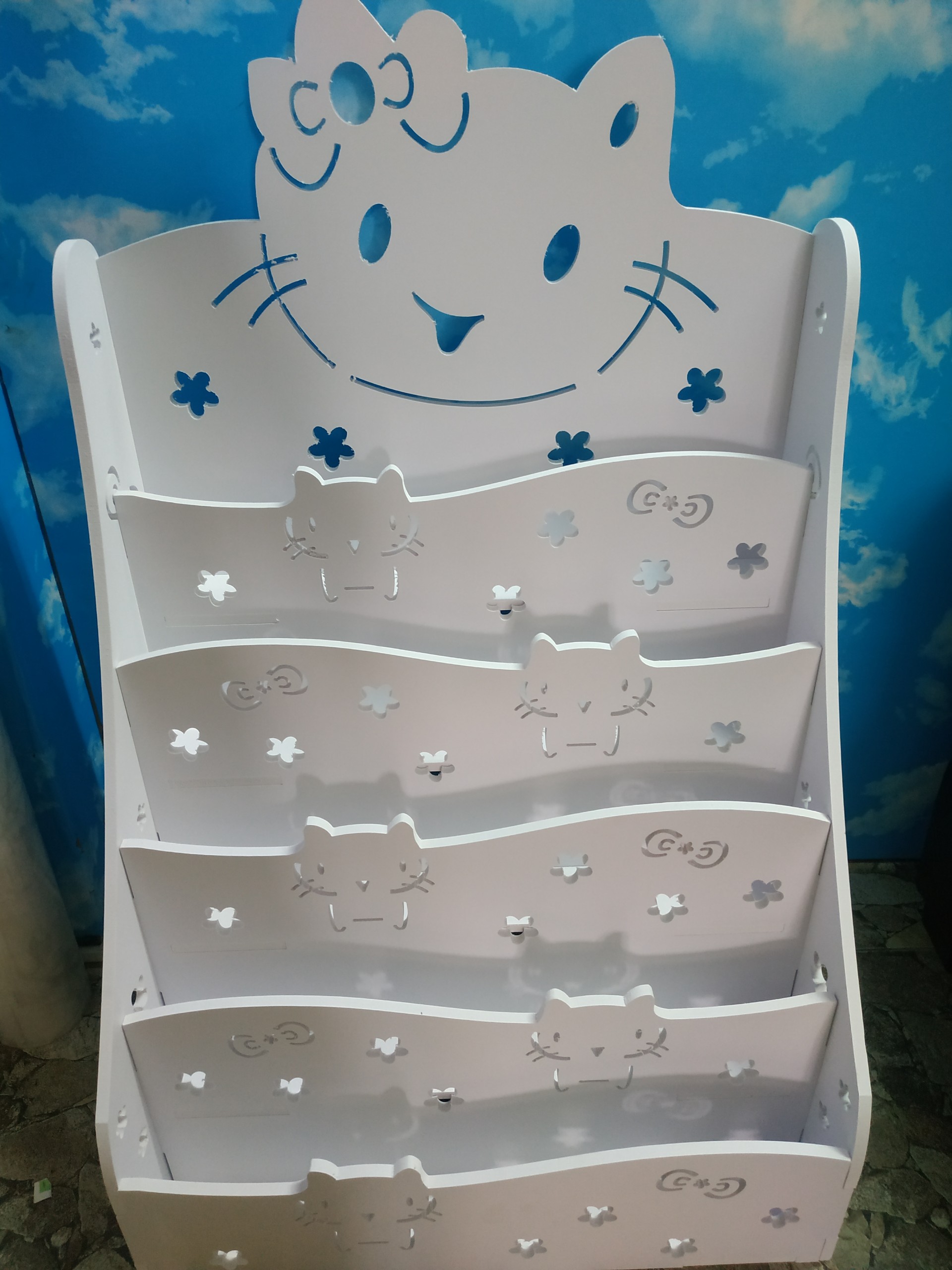 Kệ sách Kitty đựng đồ đa năng