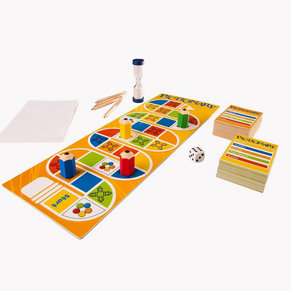 Bộ trò chơi Pictionary: Classic Game Board Game