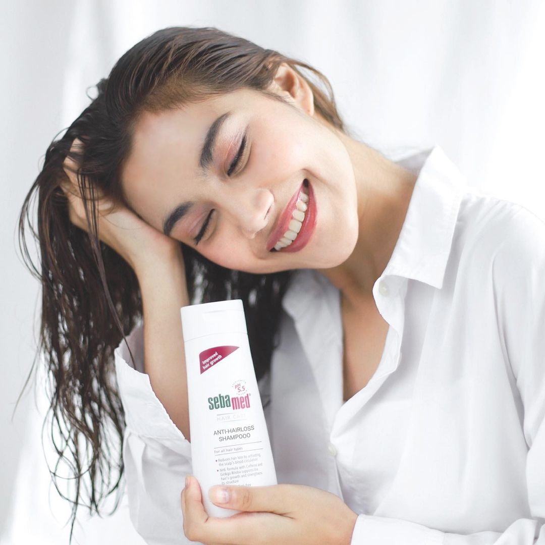 Dầu gội ngăn ngừa rụng tóc Sebamed Hair Care Anti-Hairloss Shampoo pH5.5