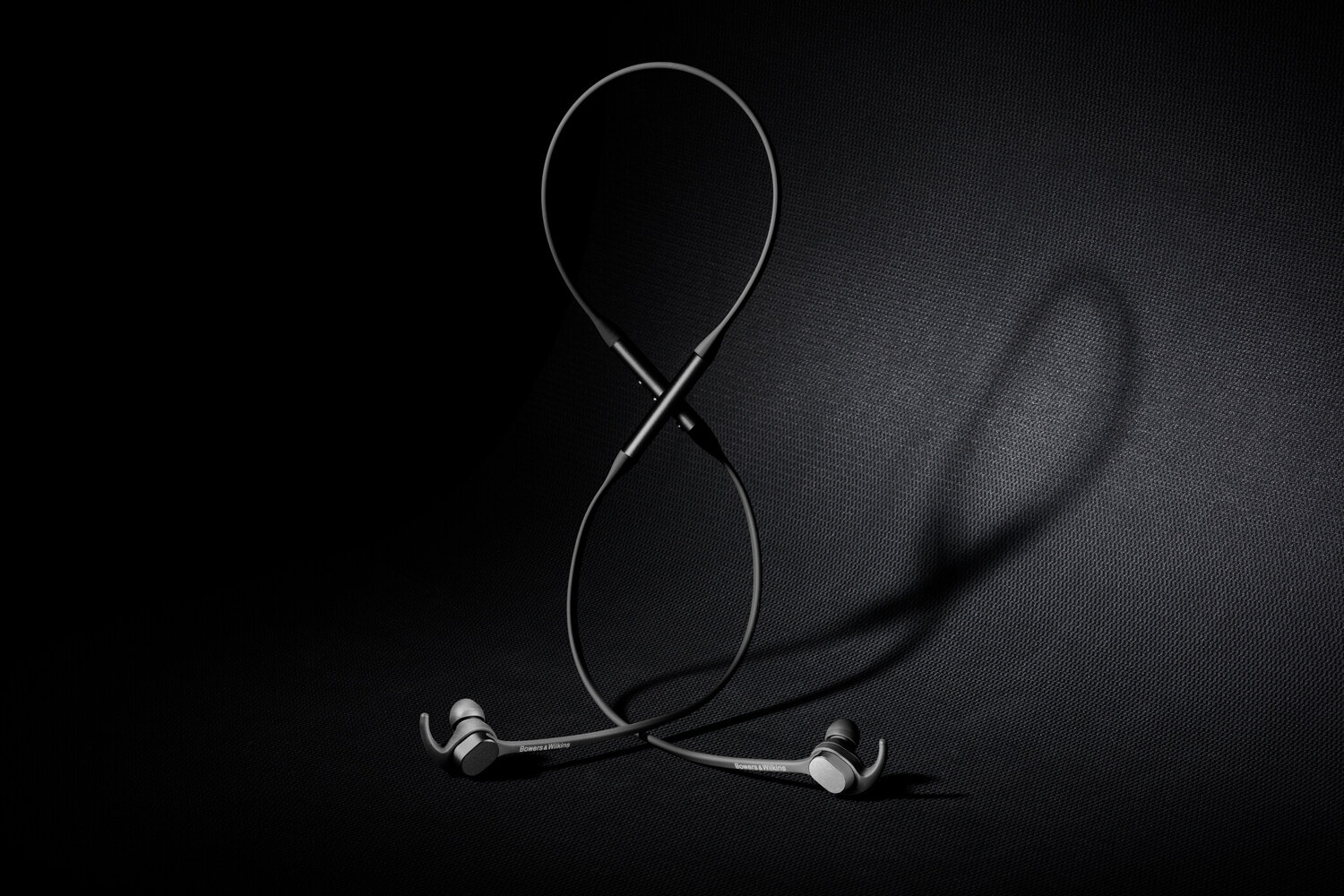 Tai nghe Bowers &amp; Wilkins PI3 hàng chính hãng new 100%