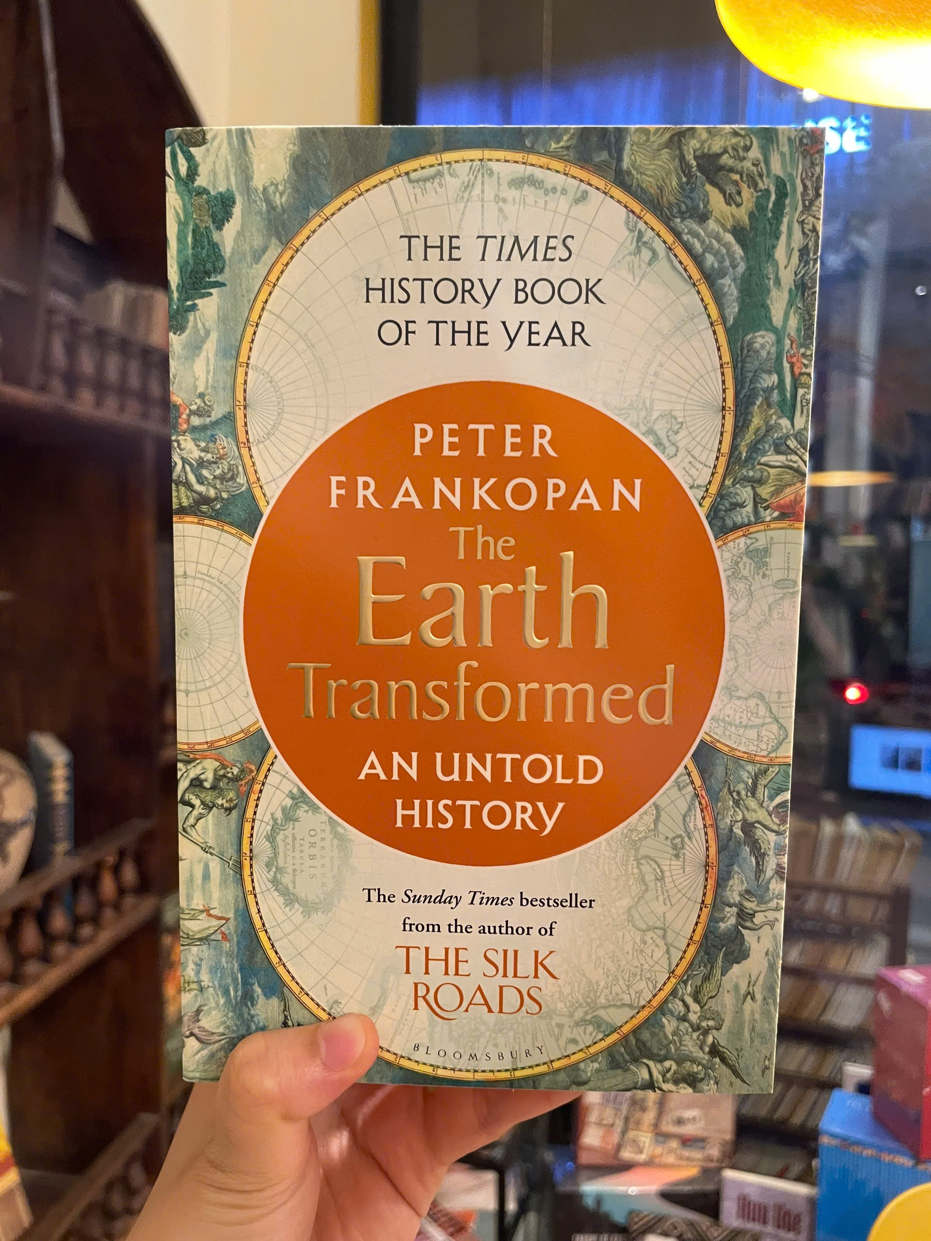 Sách - The Earth Transformed: An Untold History by Peter Frankopan - History/Nonfiction English book