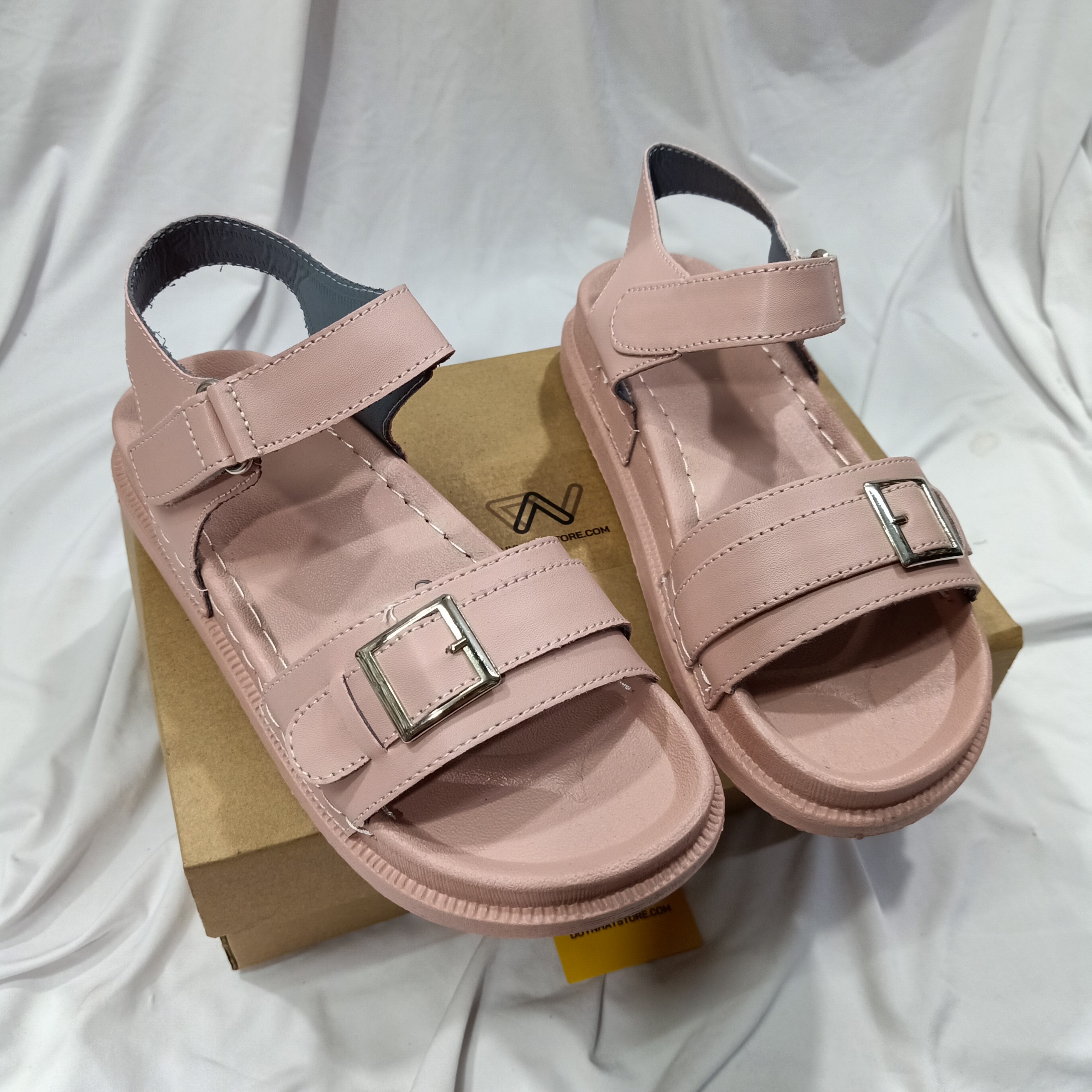 Giày Sandal Nữ Quai Ngang Bánh Mì Duy Nhật Store Phối Khóa Da Mờ Học Sinh Đi Học Đẹp Đơn Giản May Xung Quanh Bền Đế Cao