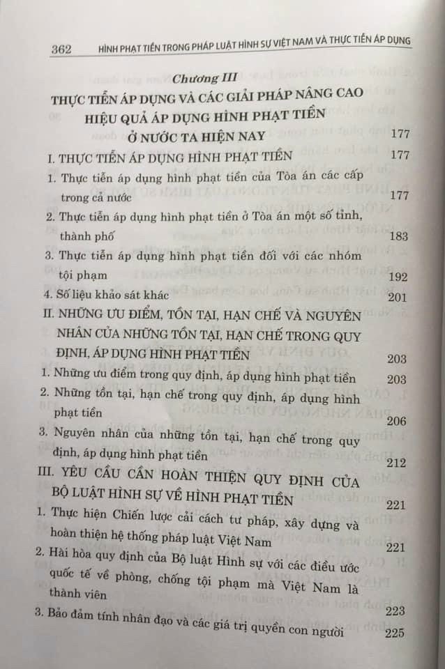 Sách - Hình phạt tiền trong pháp luật hình sự Việt Nam và thực tiễn áp dụng