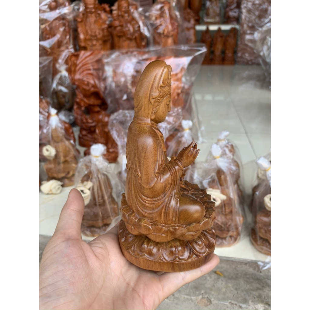 Tượng phật quan âm phong thủy gỗ bách xanh cao 15 cm