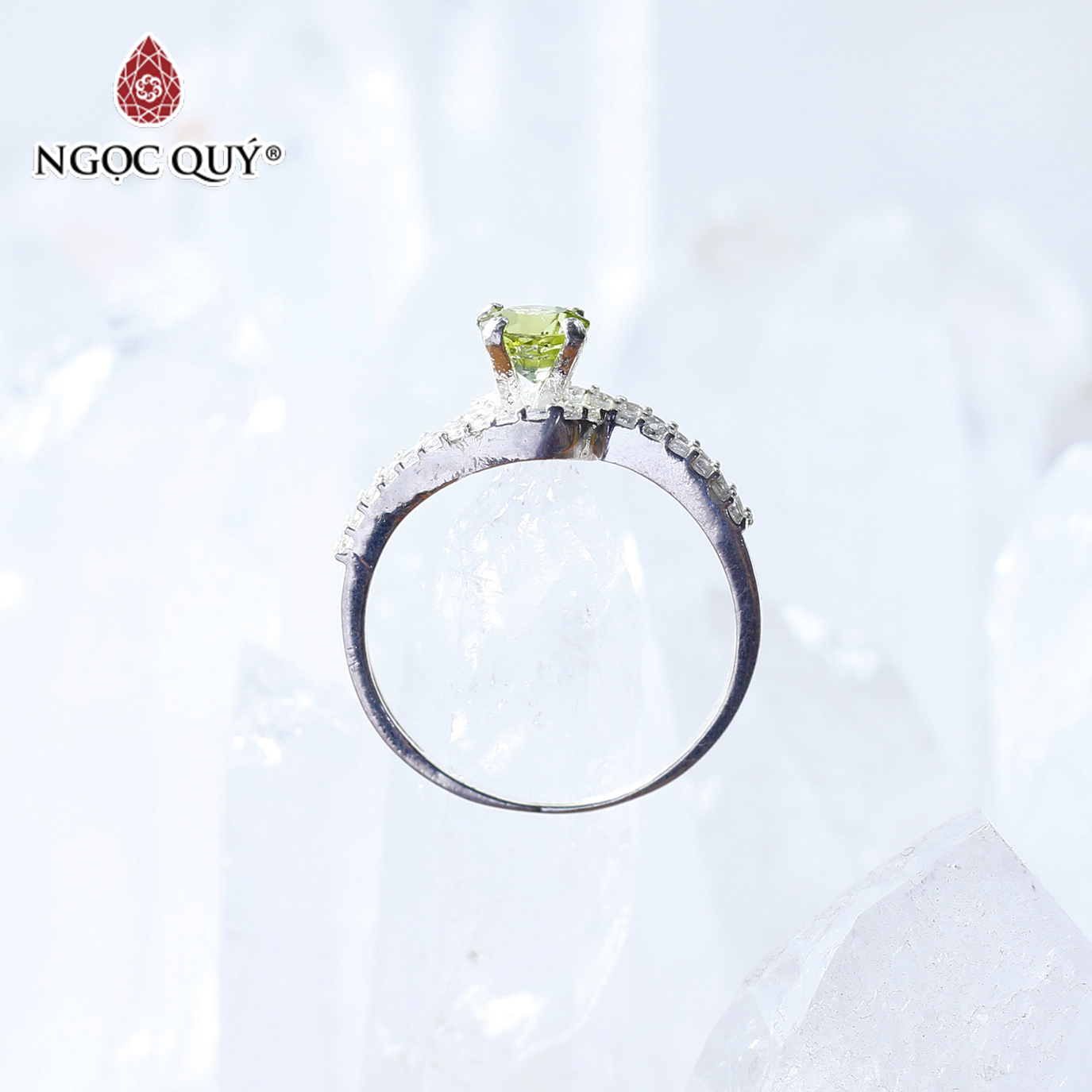 Nhẫn bạc nữ đá Peridot mệnh hỏa, mộc - Ngọc Quý Gemstones