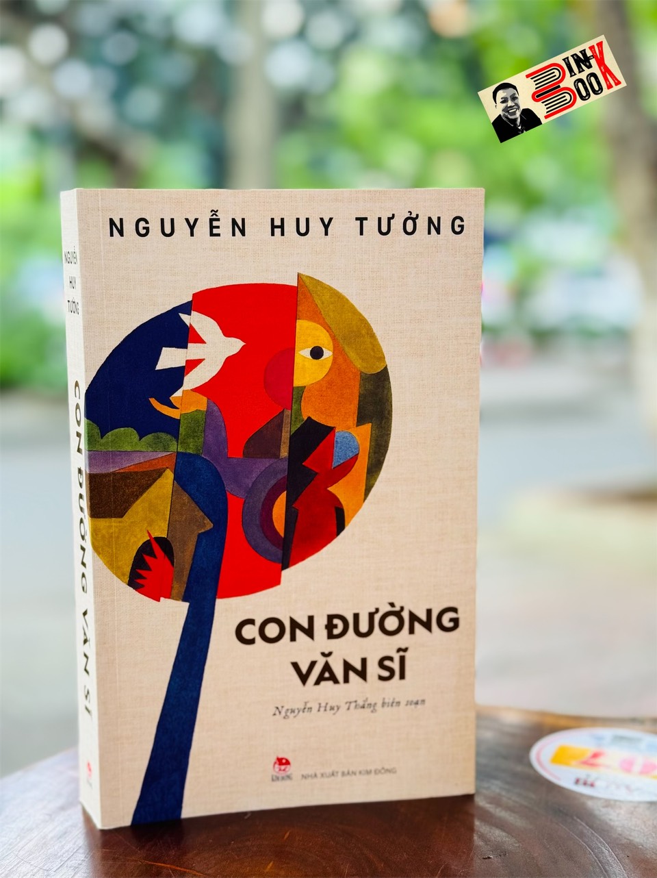 CON ĐƯỜNG VĂN SĨ - Nguyễn Huy Tưởng - Nguyễn Huy Thắng biên soạn - Nhà xuất bản Kim Đồng.