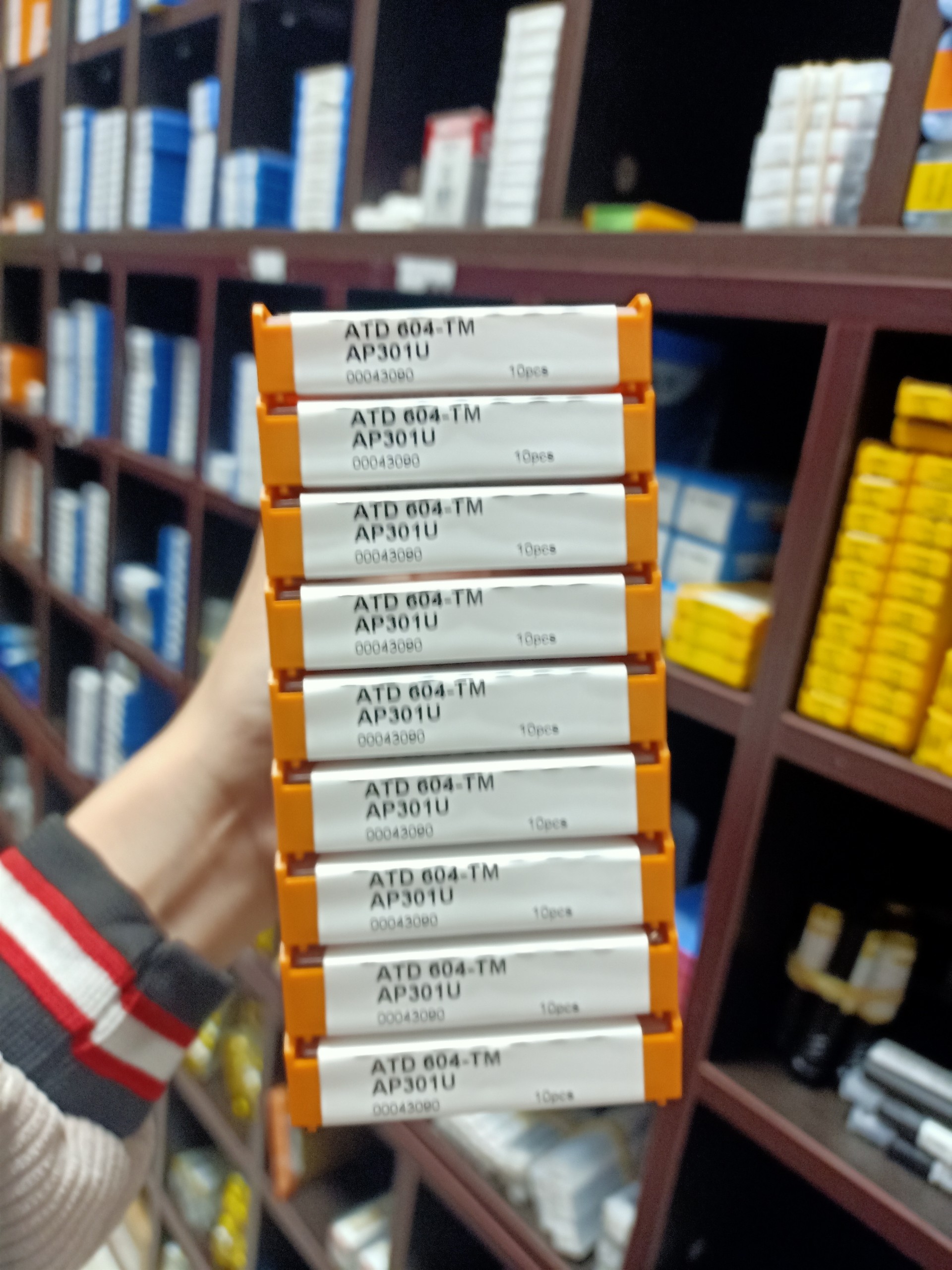 Mũi dao tiện ATD 604-TM AP301U - 00043090