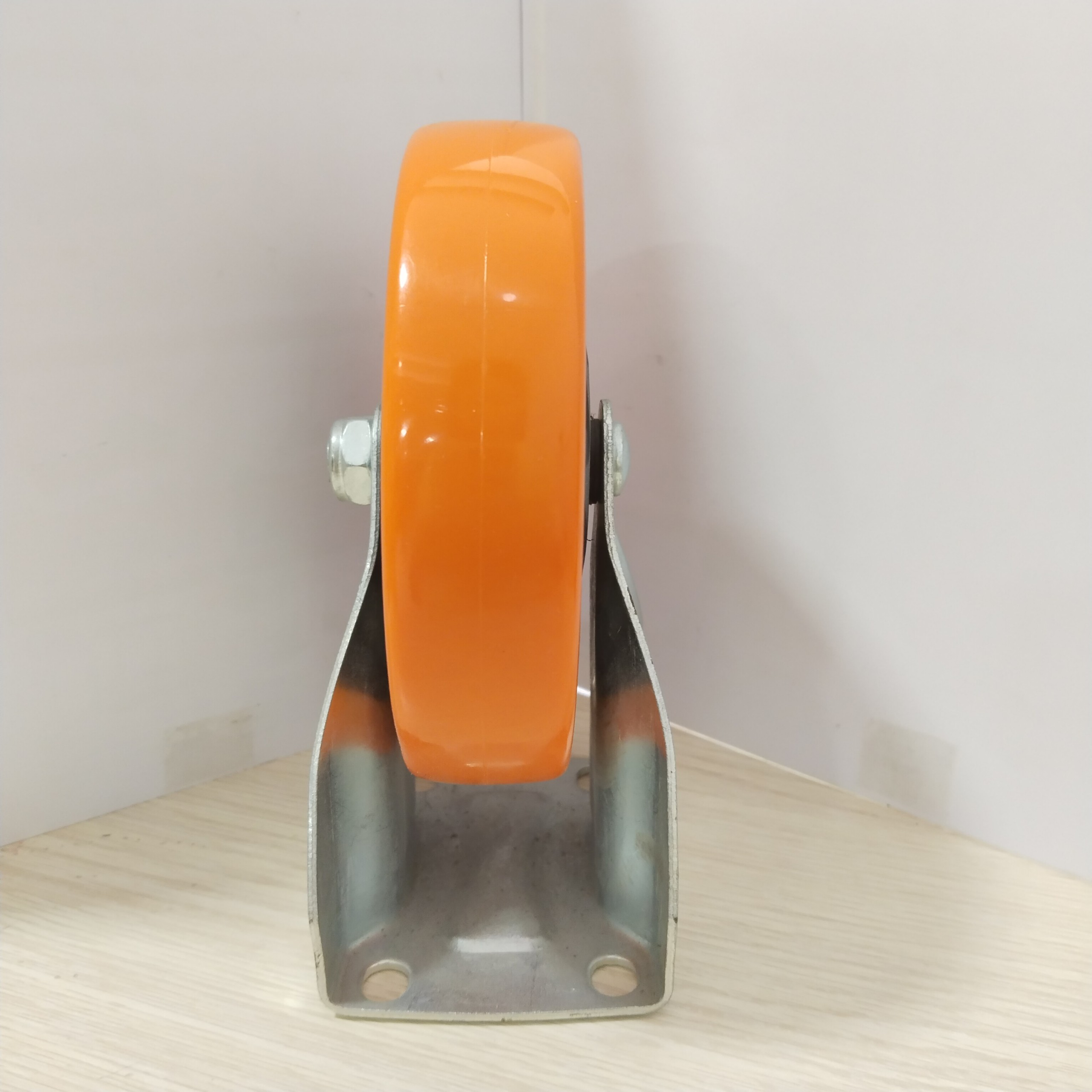 BÁNH XE ĐẨY PU CÔNG NGHỆ CAO, LOẠI CÀNG CỐ ĐỊNH 125mm - THƯƠNG HIỆU HAPPY MOVE