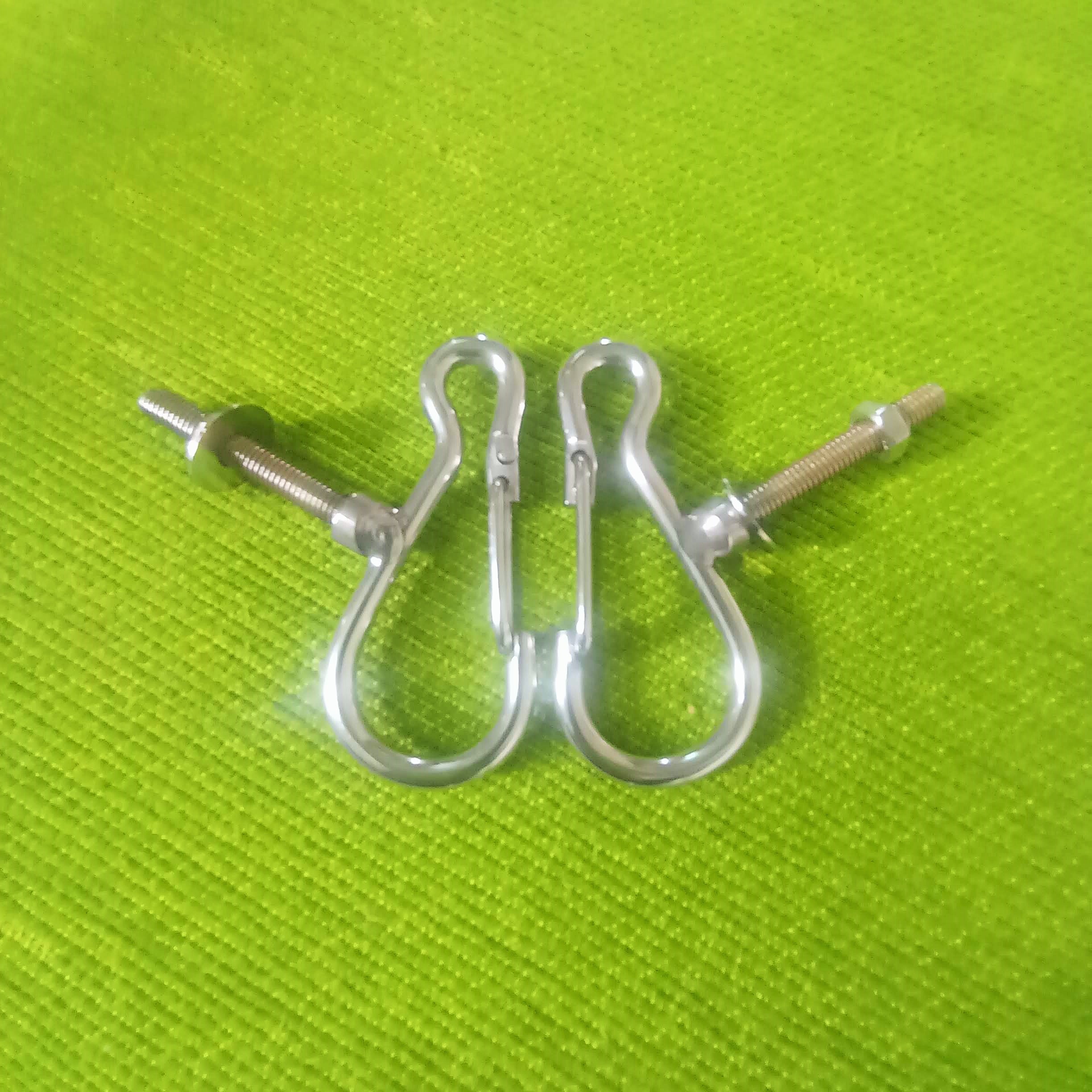 BỘ MÓC TREO CÓ KHOÁ INOX GẮN CÁC LOẠI XE MÁY