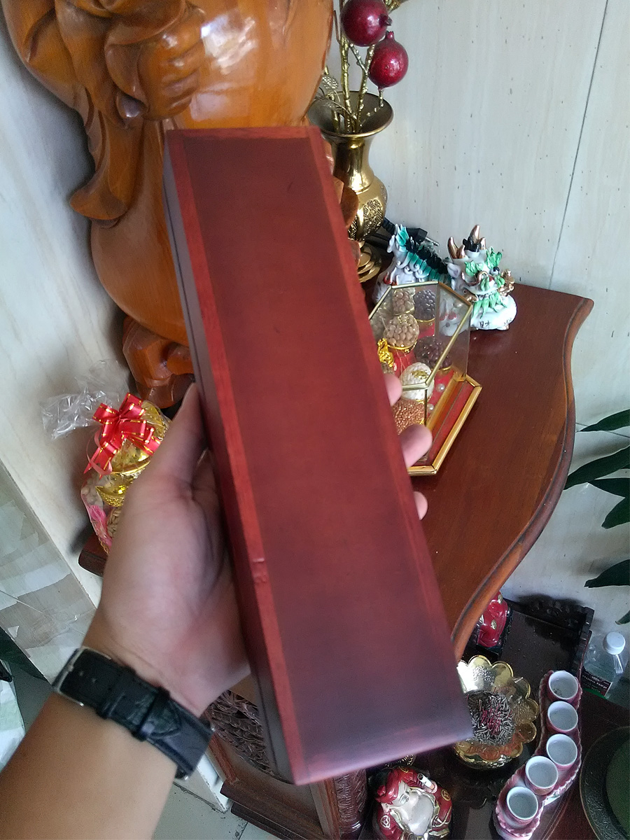 Hộp đựng đũa ăn,đũa bày bàn thờ cúng gia tiên màu đỏ gỗ gụ bắc HDDO02