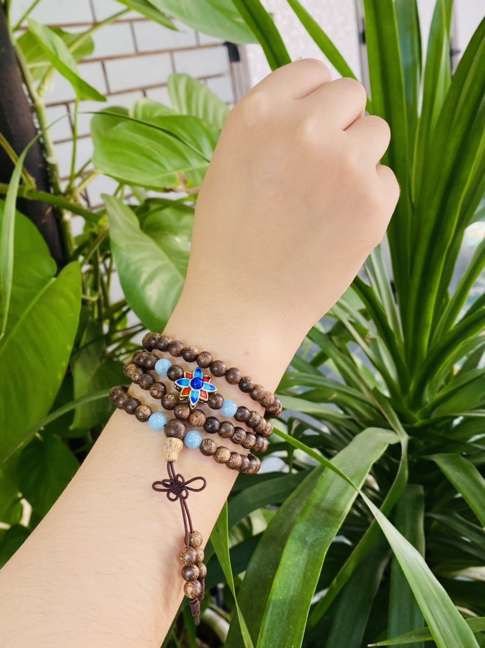 Vòng tay Trầm hương tốc 108h mix charm, đá phong thủy