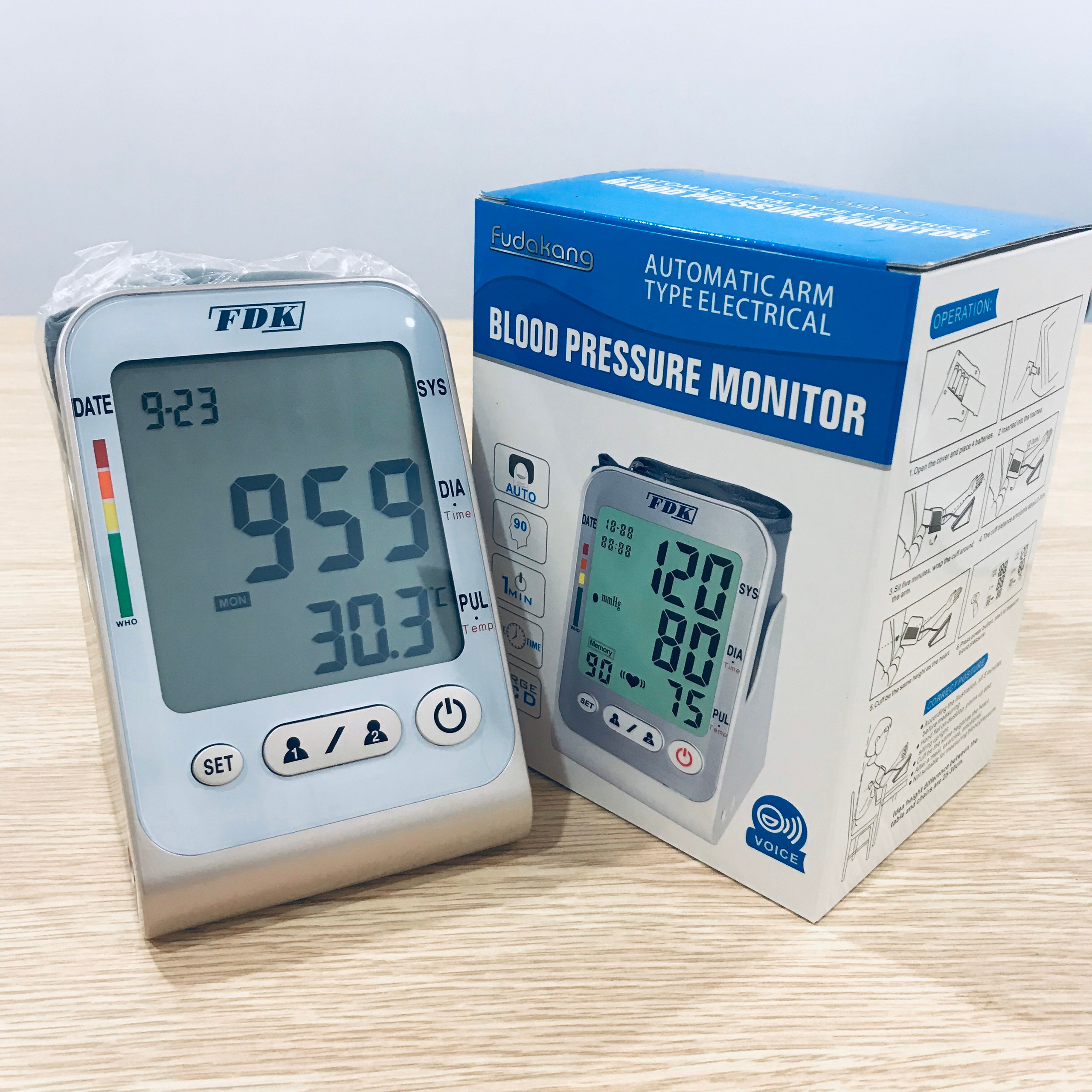 Máy đo huyết áp bắp tay FDK FT-C15Y + Tặng Bộ Đổi Nguồn