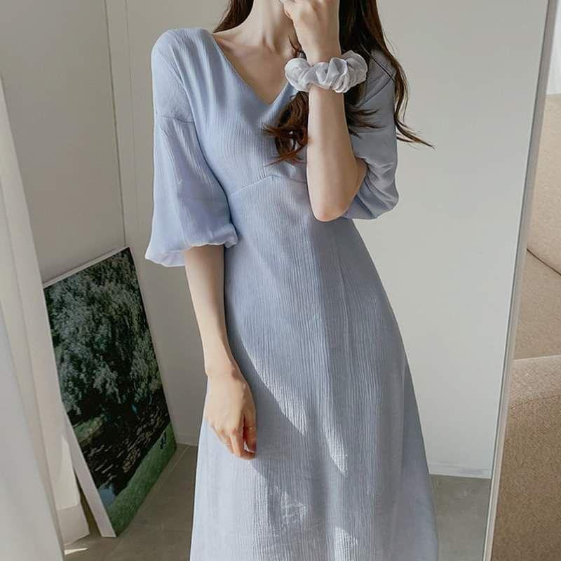 Đầm công sở cổ V tay phồng dịu dàng thanh lịch