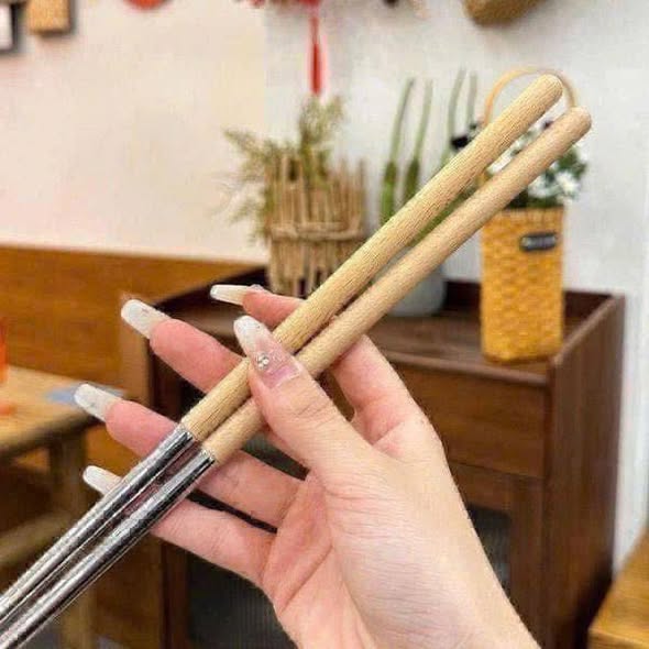 ĐŨA NẤU ĂN CỦA NHẬT (SET GỒM 2 ĐÔI) hàng chính hãng