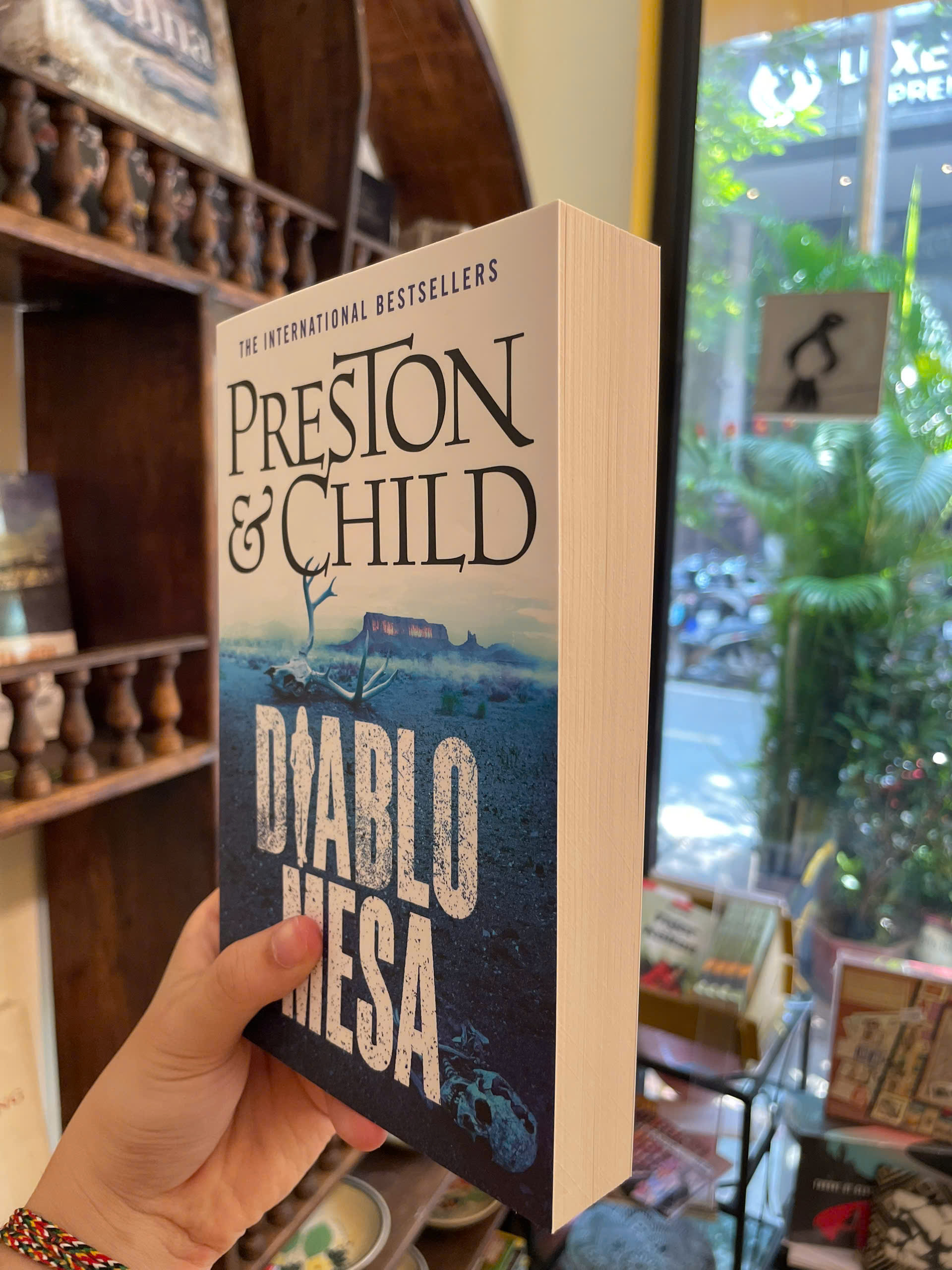 Sách - Diablo Mesa by Douglas Preston - Mystery/Thriller/Fiction book in English - Sách Ngoại Văn