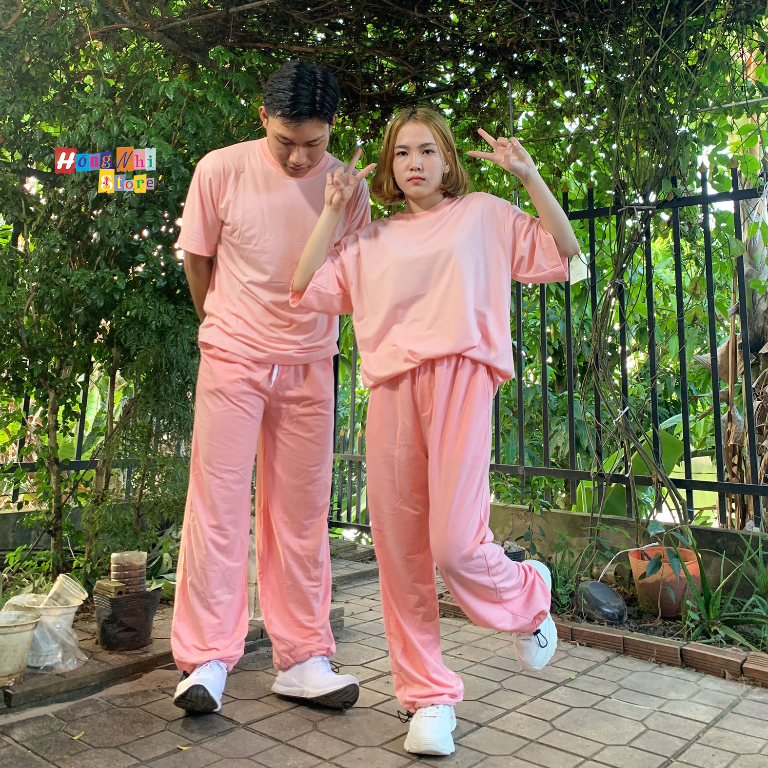 Quần Jogger Basic Ulzzang Unisex Jogger Trơn Dây Rút Lai Ống Rộng Màu Hồng Nhạt - MM