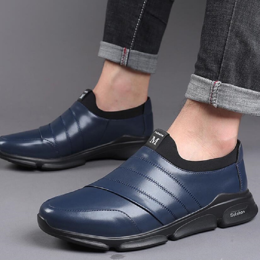 Men's large size fashion light leather shoes sports casual shoes cover foot single shoes one pedal men's shoes cross-border trend