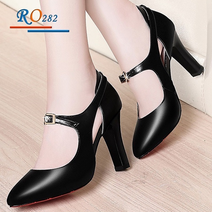 Giày sandal nữ cao gót 7 phân hàng hiệu rosata hai màu đen kem ro282
