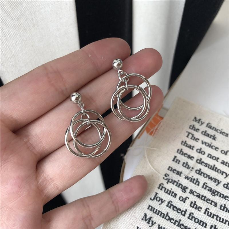 Bông tai idol nhiều vòng tròn phong cách unisex