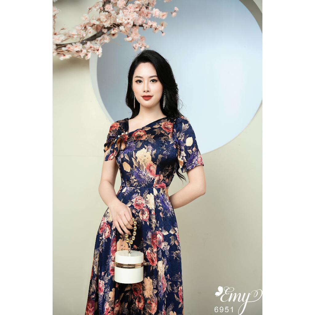 Đầm EMY EM6951 Xoè Lụa Vân Pháp Cổ Lệch