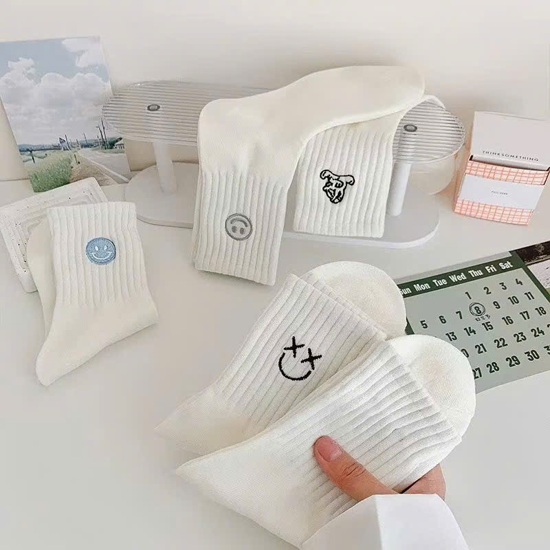 Set 10 Đôi Tất Trắng Họa Tiết Cổ Cao Phong Cách Hàn Quốc