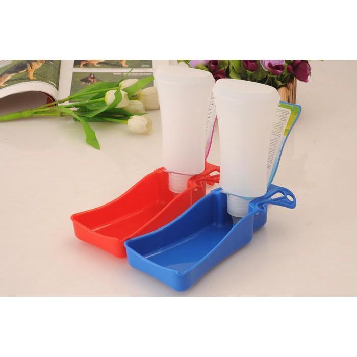 Bình nước uống du lịch cho chó mèo