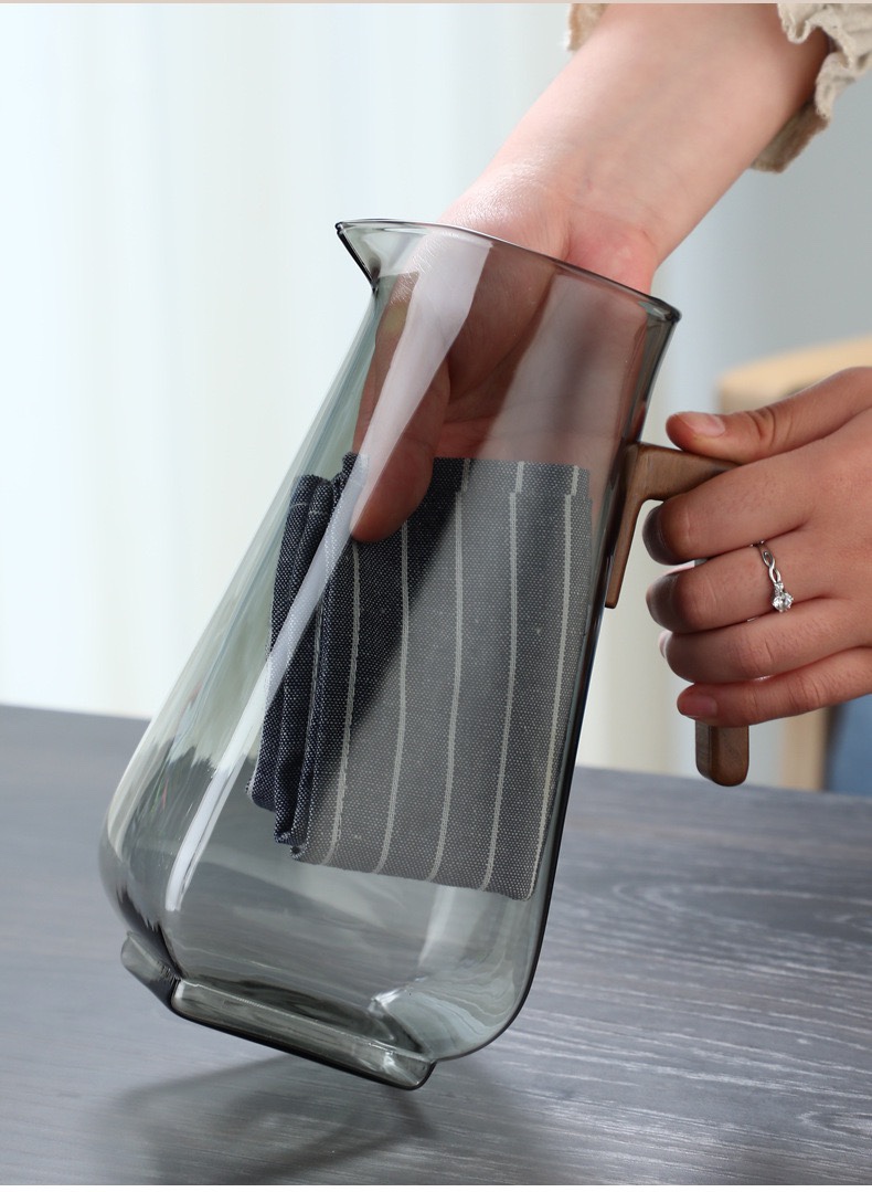 Bình và ly thủy tinh xám dung tích bình 1500ml và ly 300ml (Bình và ly bán riêng)