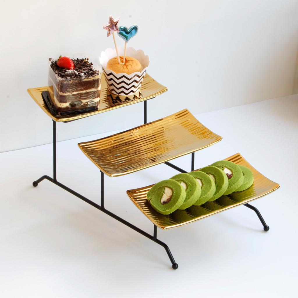 3 Layer Fruit Plate Dessert Stand Cake Serving Tray for Birthday Party Golden