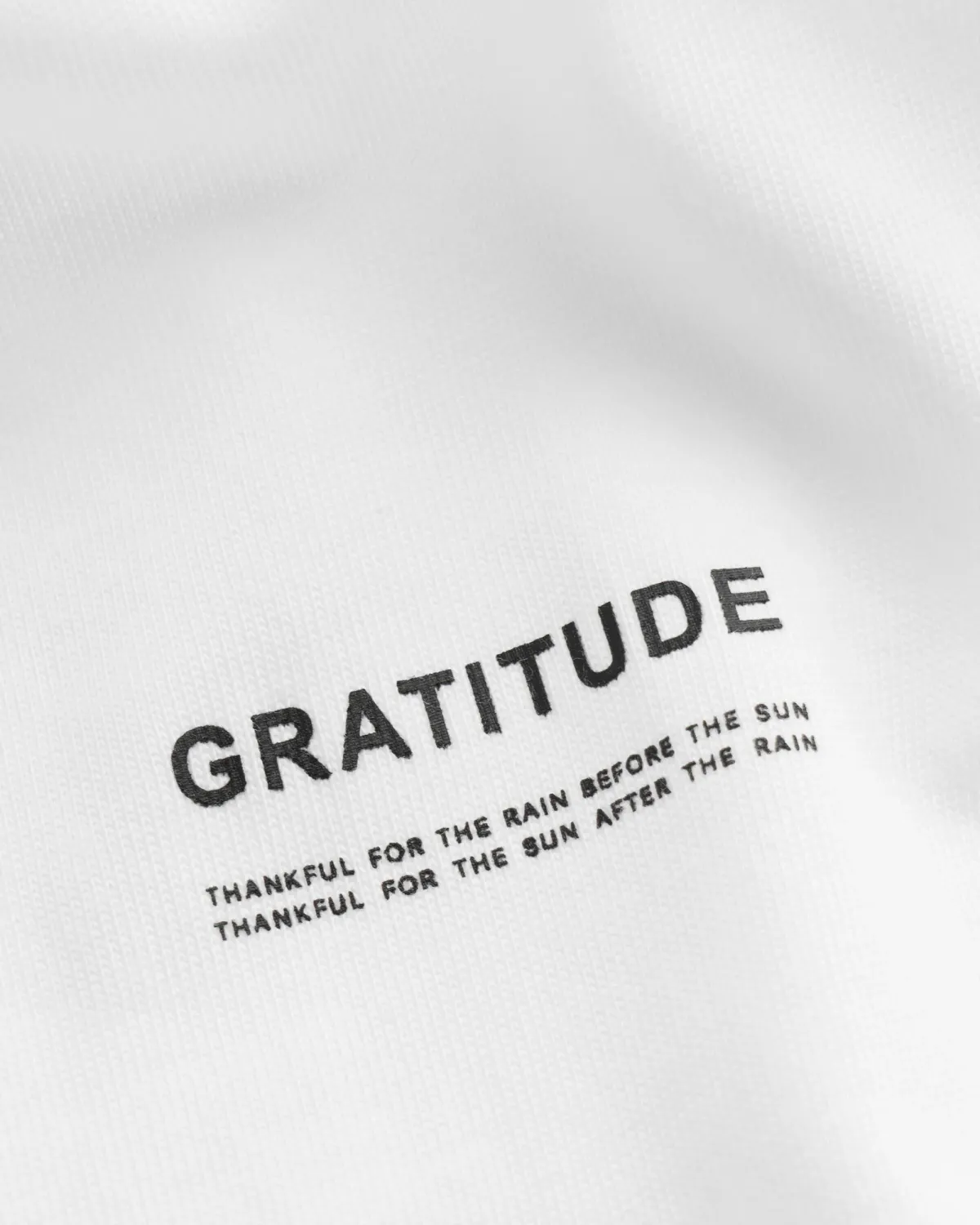 Áo thun nam ngắn tay hình in. Loose - RT 10F24TSS032R1 | ROUTINE CÀ MAU