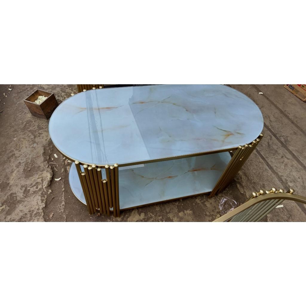 Bàn sofa Vạn Nhất Thành