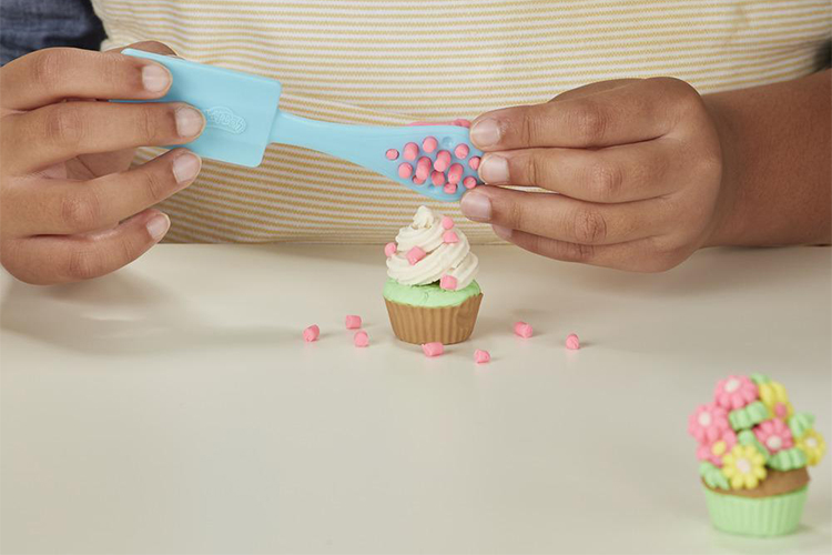Bột nặn - Máy trộn bột thần kì Play-Doh E0102