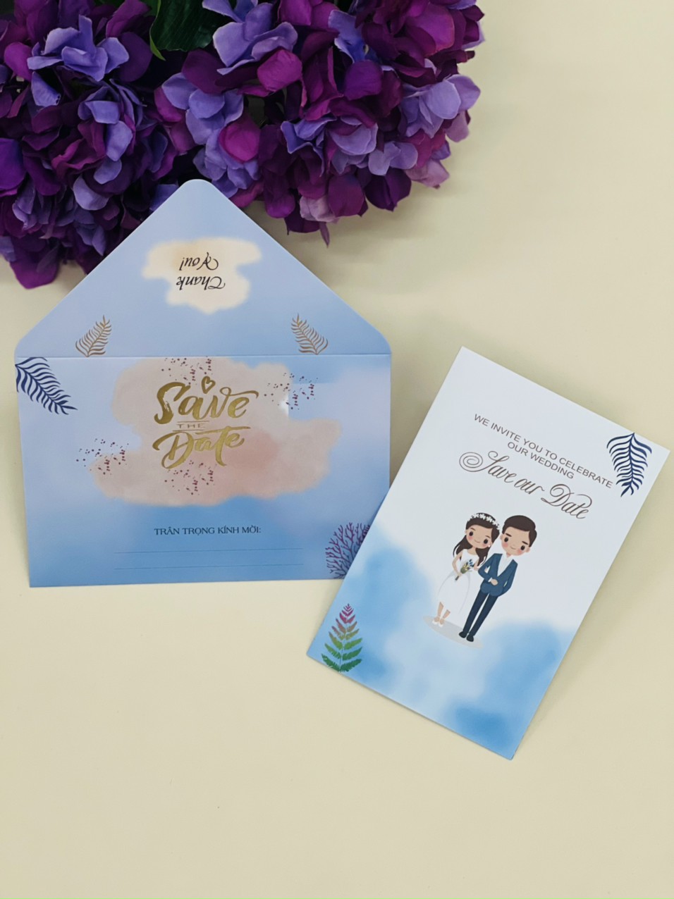 20 thiệp cưới viết tay giao ngẫu nhiên.