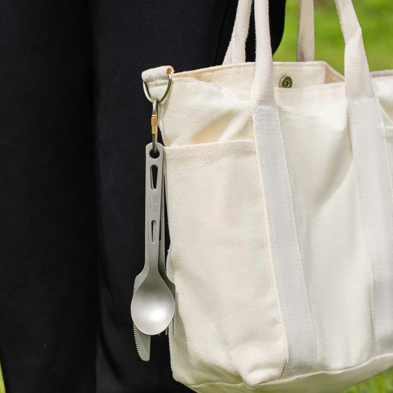 Móc khoá đa năng Carabiner Titanium Keith Ti1150