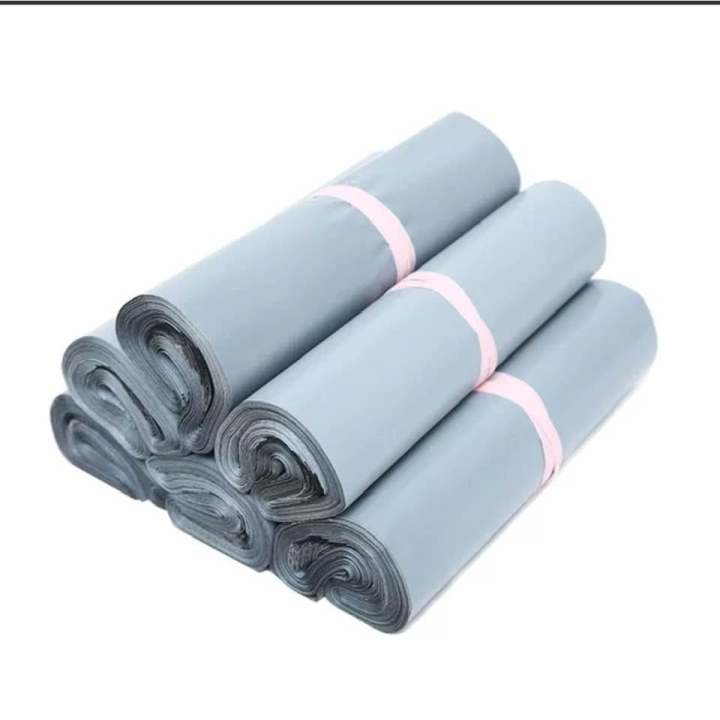 Túi gói hàng niêm phong 28x42 có sẵn keo dán tự dính 50 túi