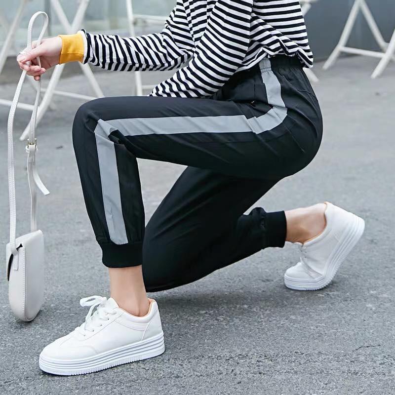 Quần Dài Jogger Nữ Thể Thao Đa Năng 1 Sọc S1