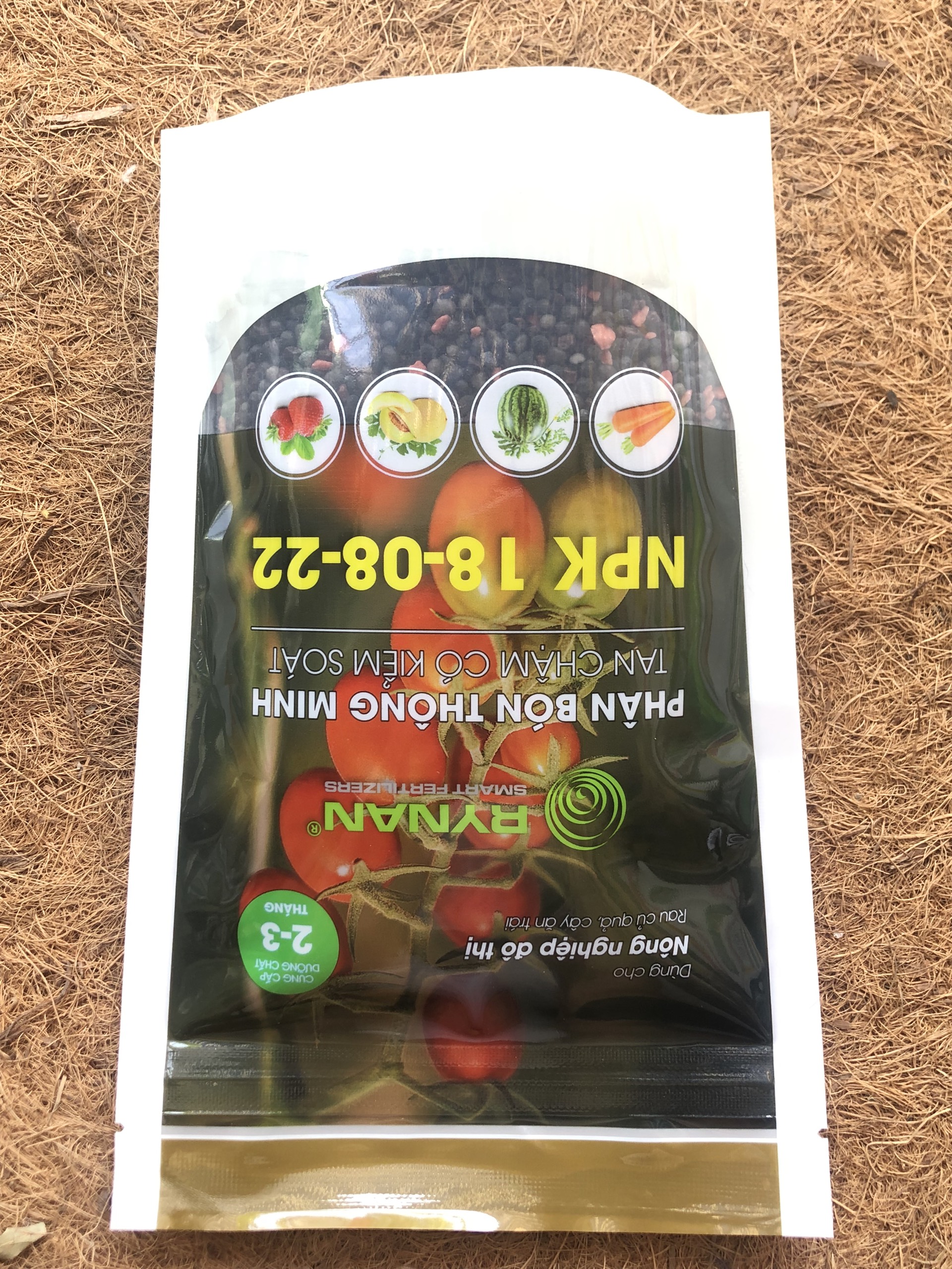 PHÂN BÓN THÔNG MINH TAN CHẬM RYNAN NPK 18-08-22 - Túi 500g – Chuyên Dùng Cho Rau, Củ, Quả, Cây ăn trái – Cung cấp dưỡng chất lên tới 2 – 3 tháng