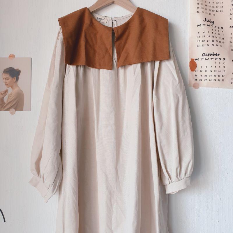 Đầm kem phối nâu free size