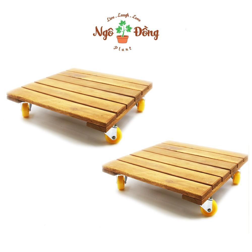 Bộ 2 Đế Lót Chậu Cây Cảnh Chậu Hoa Bằng Gỗ Tràm Hình Vuông R30cm Có Bánh Xe Tròn Chịu Lực Lên Đến 120kg 