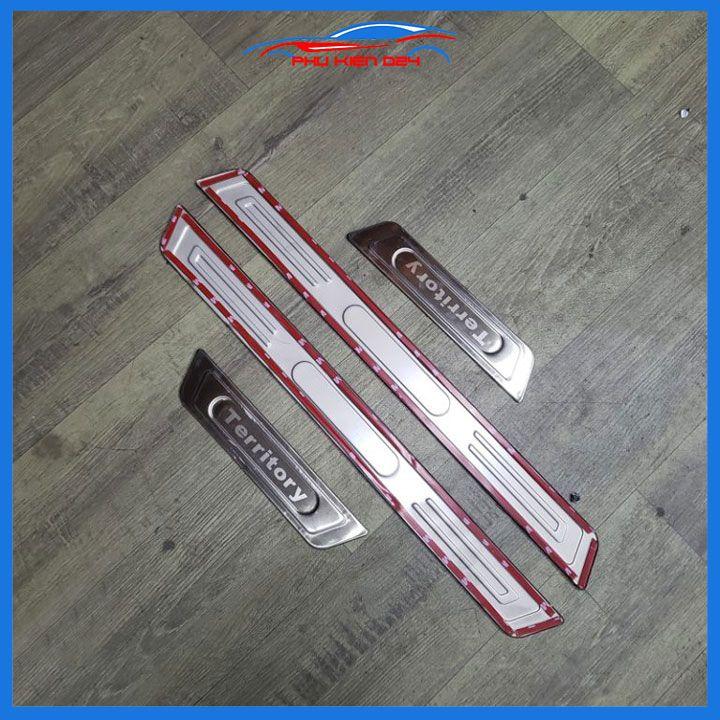 Bộ nẹp bước chân inox ô tô Territory 2022-2023-2024 chống trầy làm đẹp ô tô