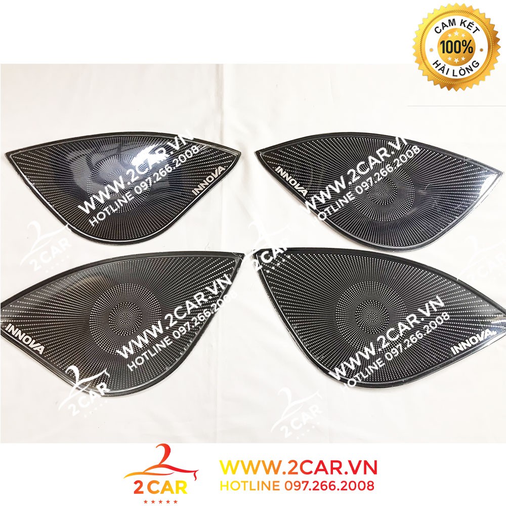 Ốp tapli cánh cửa, màng loa xe Toyota Innova 2017 - 2022 titan cao cấp