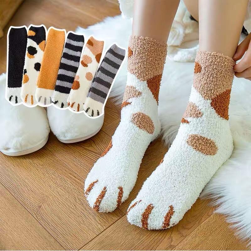 Tất len cao cổ chân mèo mềm, dày và ẫm - Ba màu