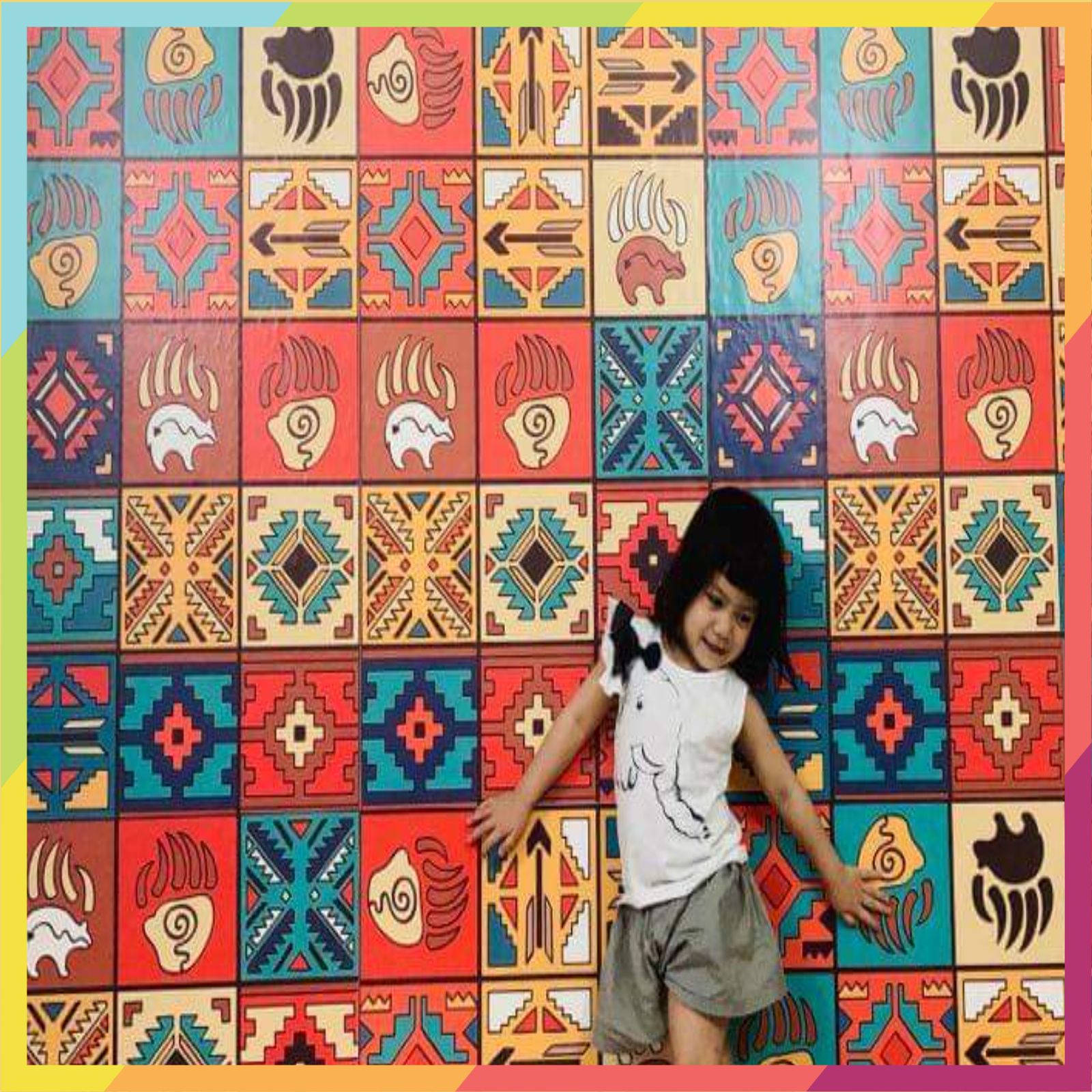 Decal gạch bông, kích thước 0.6m x 1.0m / miếng, không thấm nước, keo bám chắc chắn, dán bếp dán nhà tắm dán trang trí