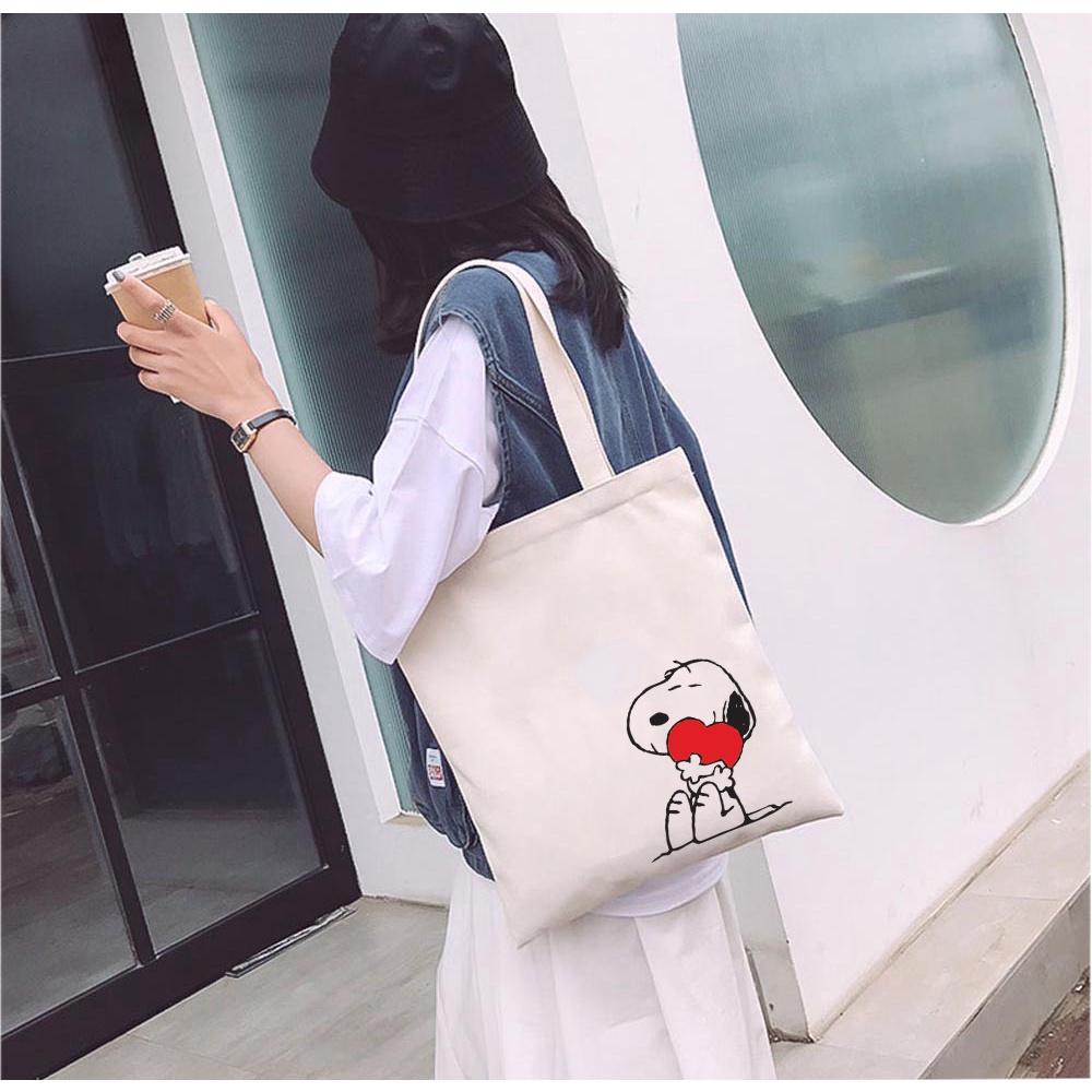 Túi tote vải mộc GINKO có dây kéo khóa miệng túi đựng vừa laptop 14 inch và nhiều đồ dùng khác in hình Snoopy and Friends M105