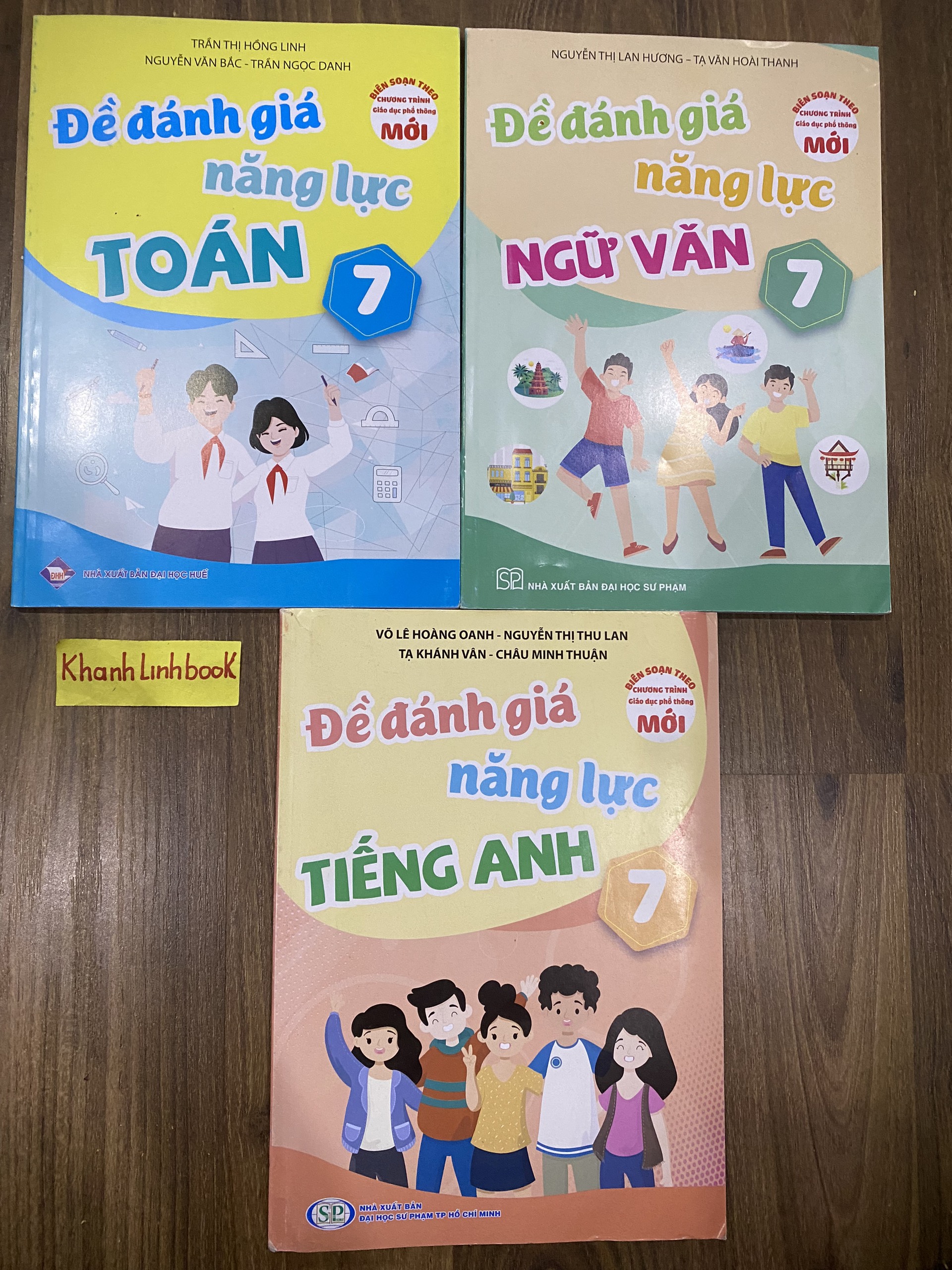 Sách - Combo Đề Đánh Giá Năng Lực Toán + Tiếng Việt + Tiếng Anh 7 (KP)