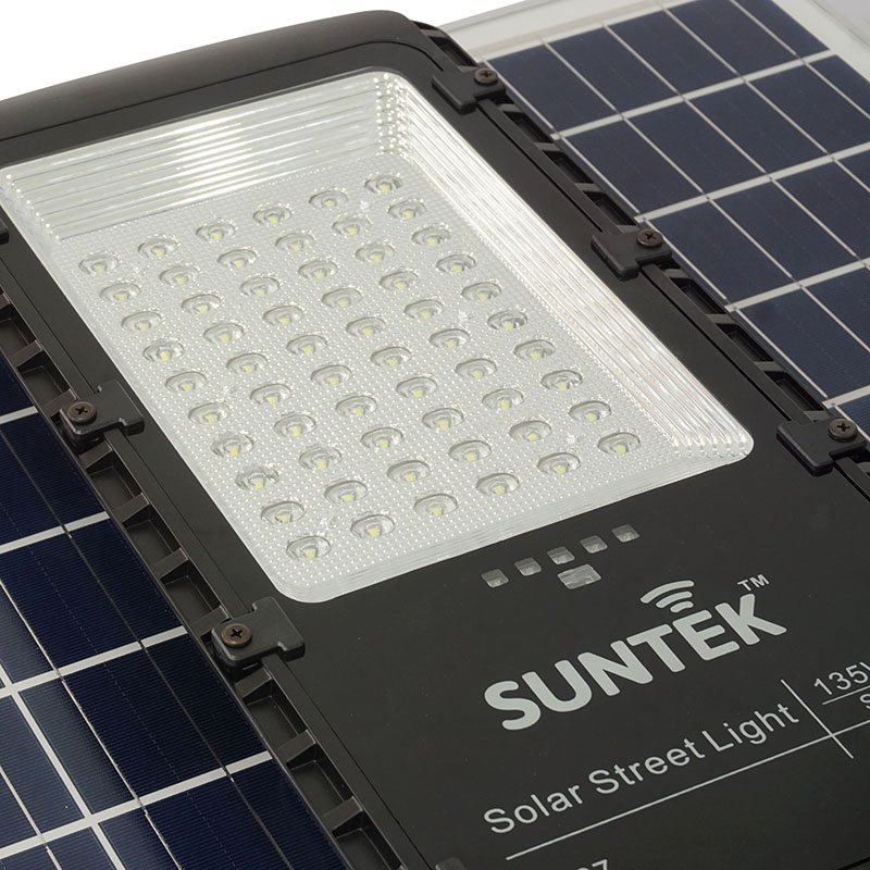 Đèn Đường Năng Lượng Mặt Trời SUNTEK LED Solar Street Light S6 135W - Chiếu sáng liên tục 30-32 giờ | Tuổi thọ 7-8 năm | Chống Nước/Bụi/Sét | Tự động Bật/Tắt | Điều khiển Từ xa - Hàng Chính Hãng - Bảo hành 36 tháng