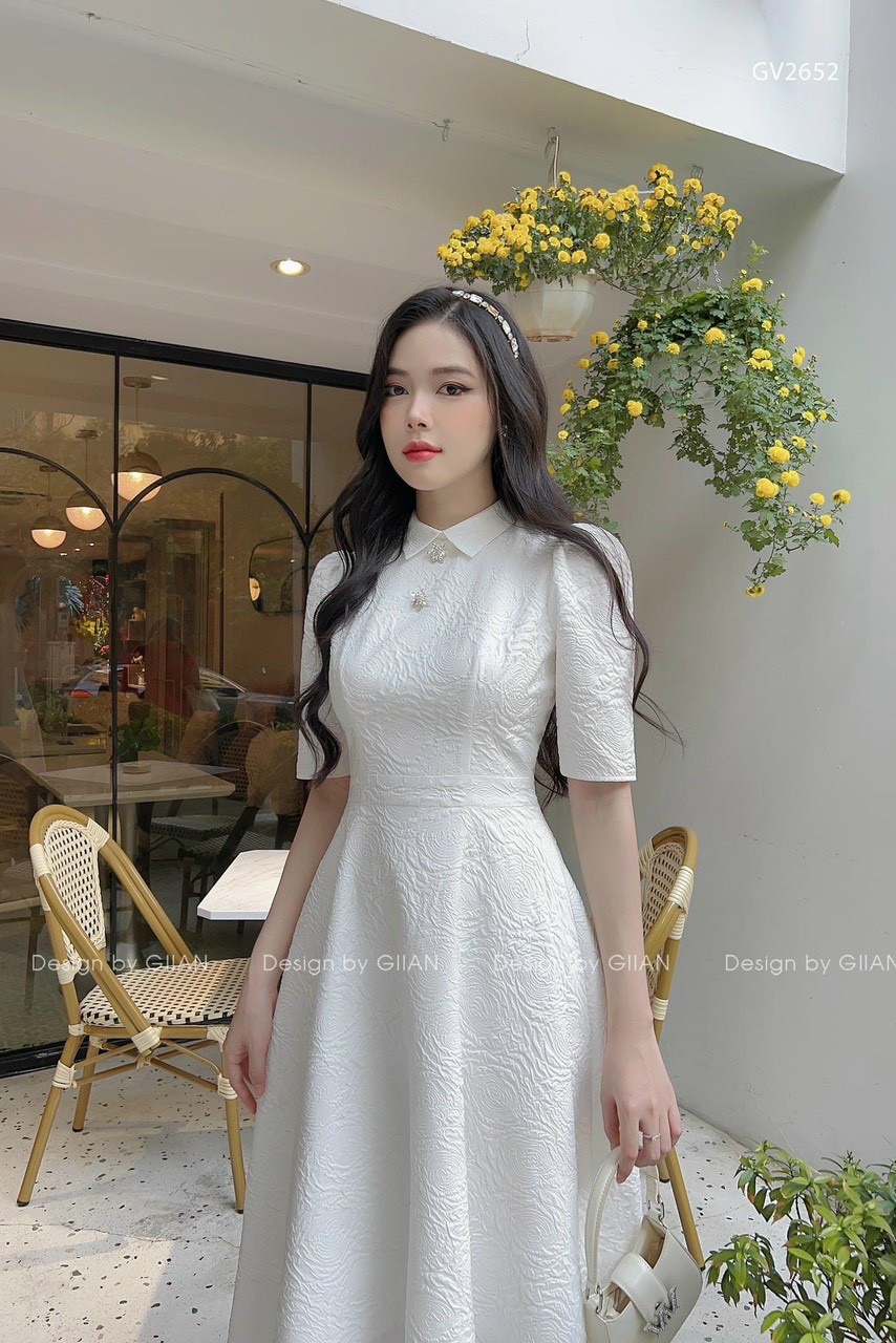 ĐẦM GẤM TAY LỠ KÈM PHỤ KIỆN MÀU Y HÌNH