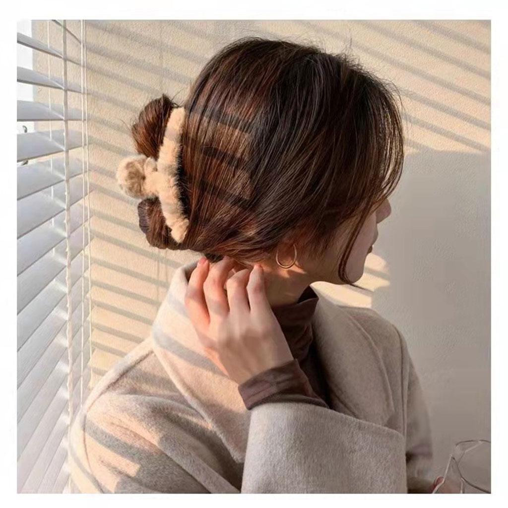 Plush Hair  for Women Hair Claw Large Size Hair Accessories Beige