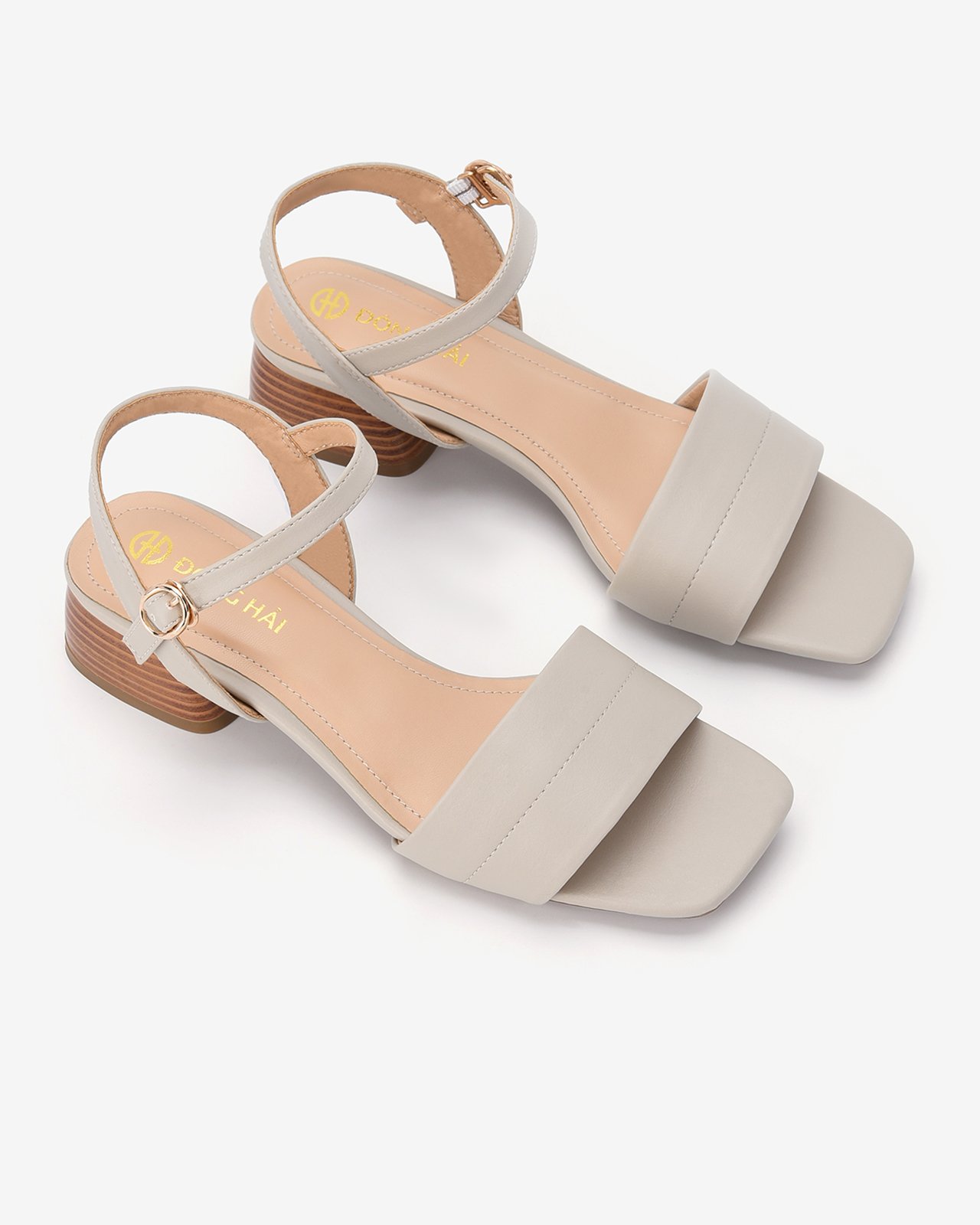 Giày Sandal cao gót nữ Đông Hải mũi vuông quai ngang bản to ôm chân gót vuông thời thượng cao 4cm - S7721