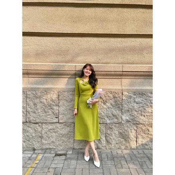 Đầm body xoắn cổ xoắn cổ LaLa dress